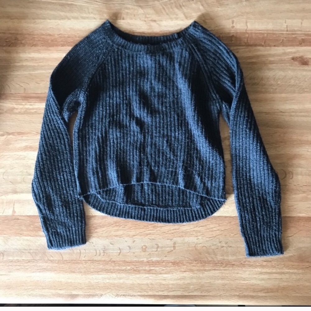 GREY KNIT SWEATER ☀️